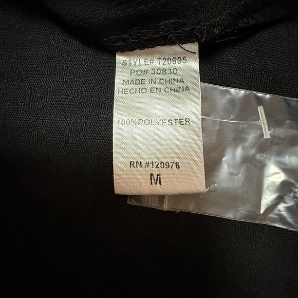 NWT Entro Black Ruffle Sleeve Pleated Tunic Top Women's Size Medium - Picture 8 of 10